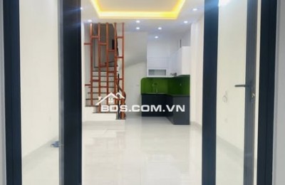  Hiếm. Nhà Thạch Bàn - Long Biên Xây Mới 5 Tầng Giá Tốt